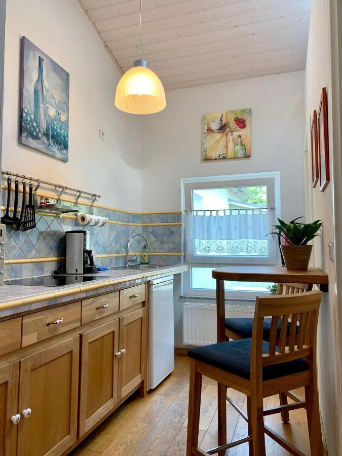 Villa-Rosengarten-Ferienwohnung-Baumhaus-Mit-Seeblick Sassnitz Bagian luar foto