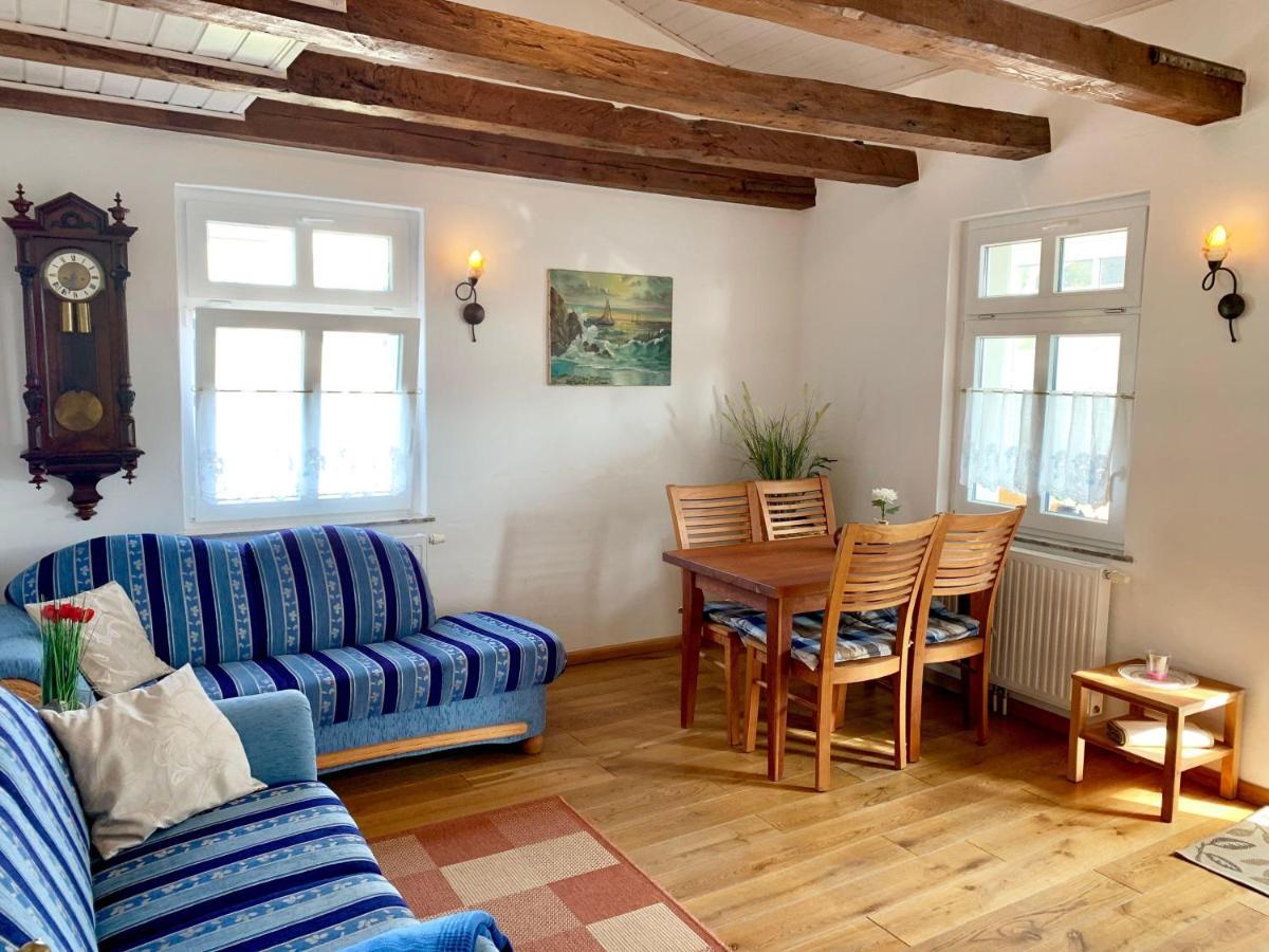 Villa-Rosengarten-Ferienwohnung-Baumhaus-Mit-Seeblick Sassnitz Bagian luar foto